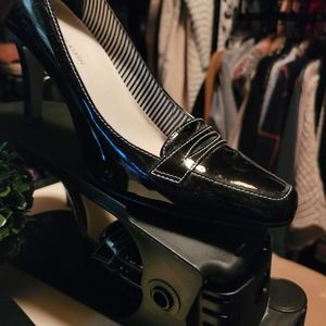 Ann Klein black heels size 7